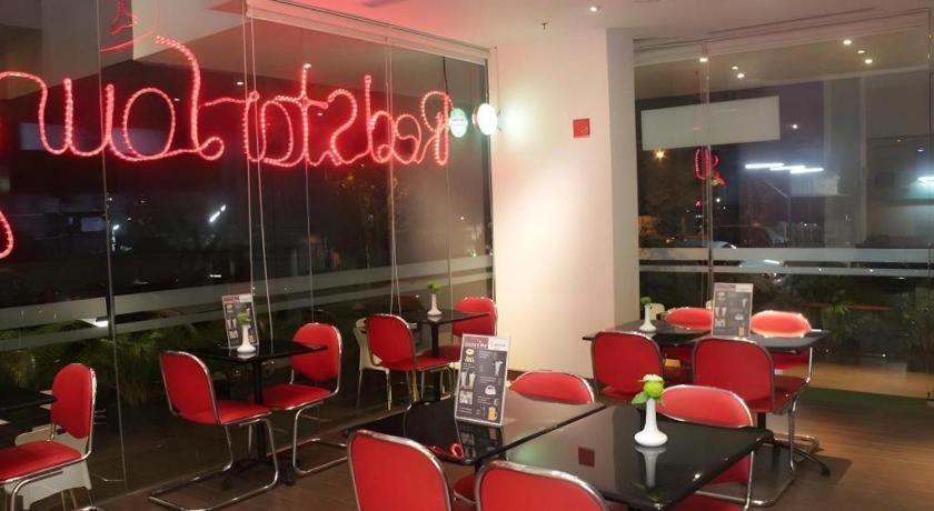Hotel Redstar