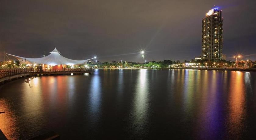 Redstar Jakarta