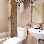 Redstar Hotel Jakarta