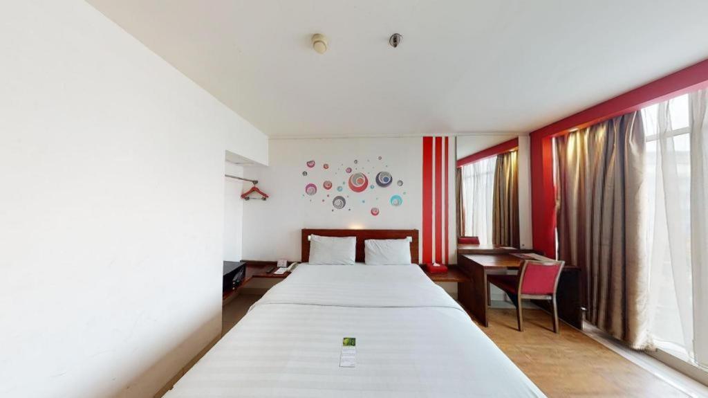 Hotel Redstar Jakarta