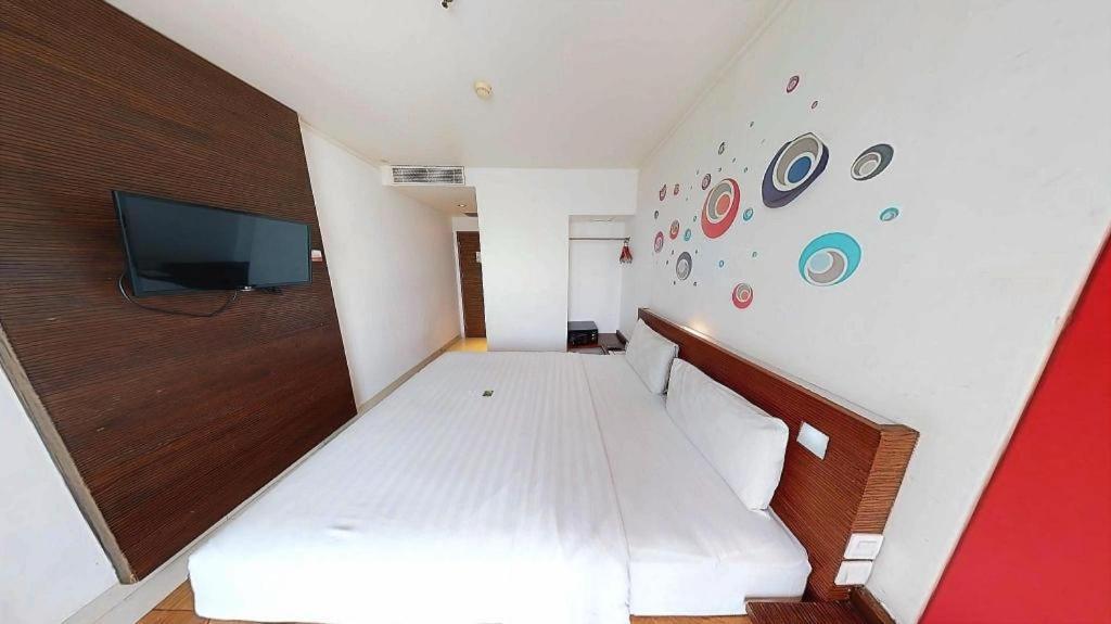 Hotel Redstar Jakarta