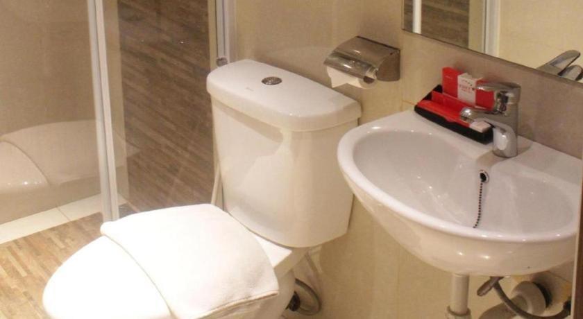 Hotel Redstar 3*
