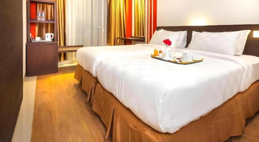Redstar 3* Jakarta