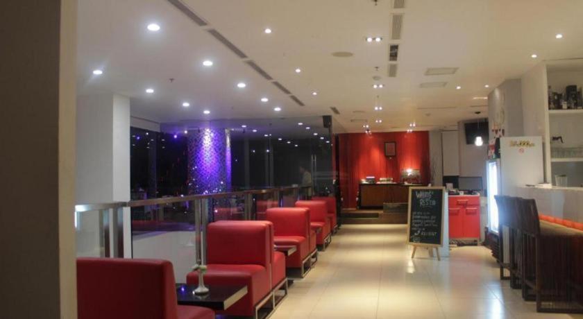 Hotel Redstar