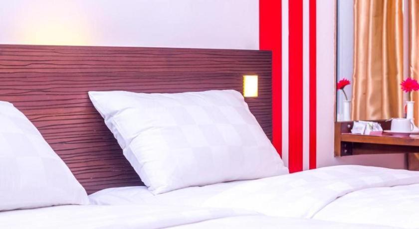 Hotel Redstar Jakarta
