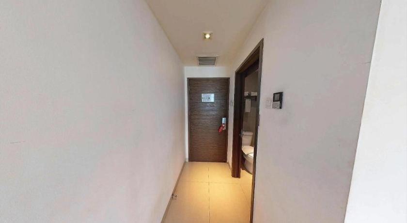 Hotel Redstar